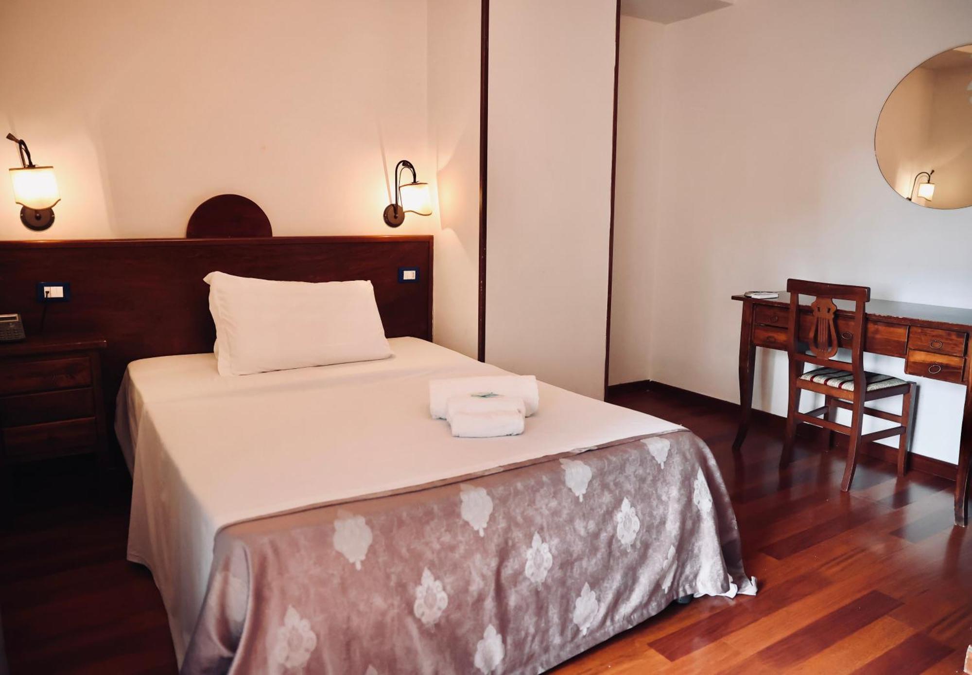Hotel Max Aversa Exterior foto